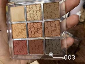 迪奥九色眼,打造百变妆容的艺术秘籍